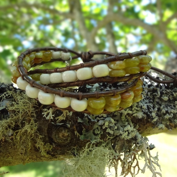 Double Wrap Leather Bracelet w/sterling Silver Dragonfly Charm. Green Serpentine - Picture 3 of 8